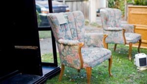 Simple Living Habits That Stop Clutter Coming Back
