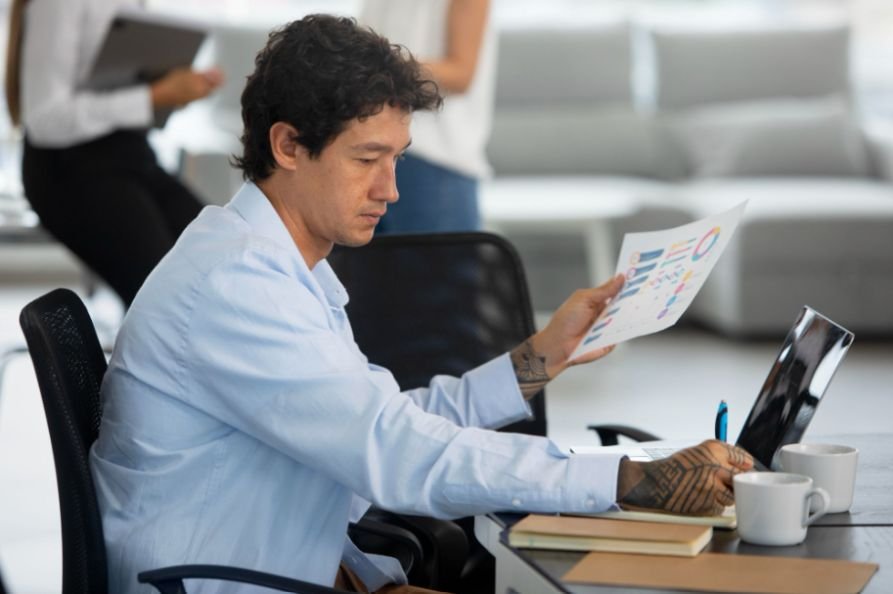 How to Create Standard Operating Procedures for Smoother Workflows