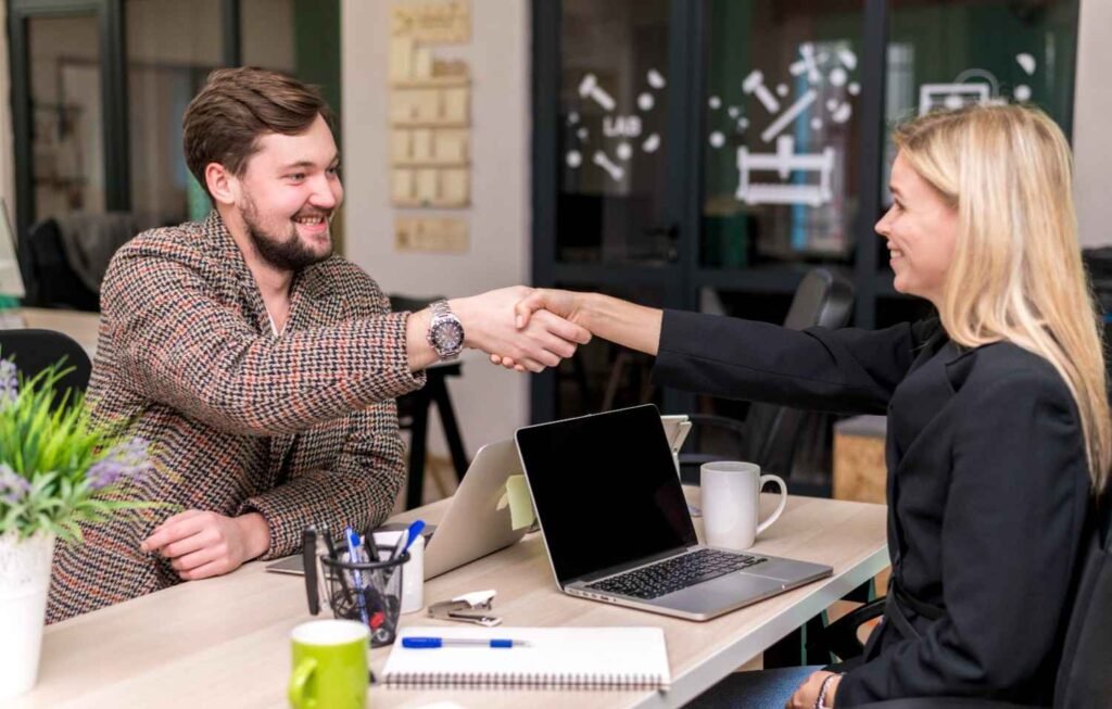 What Is a Practical 30-Day Customer Acquisition Plan?